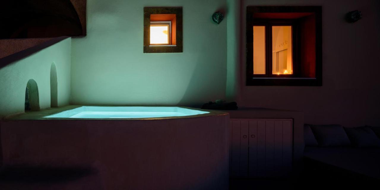 Diva Santorini Luxury Villa Pýrgos Esterno foto